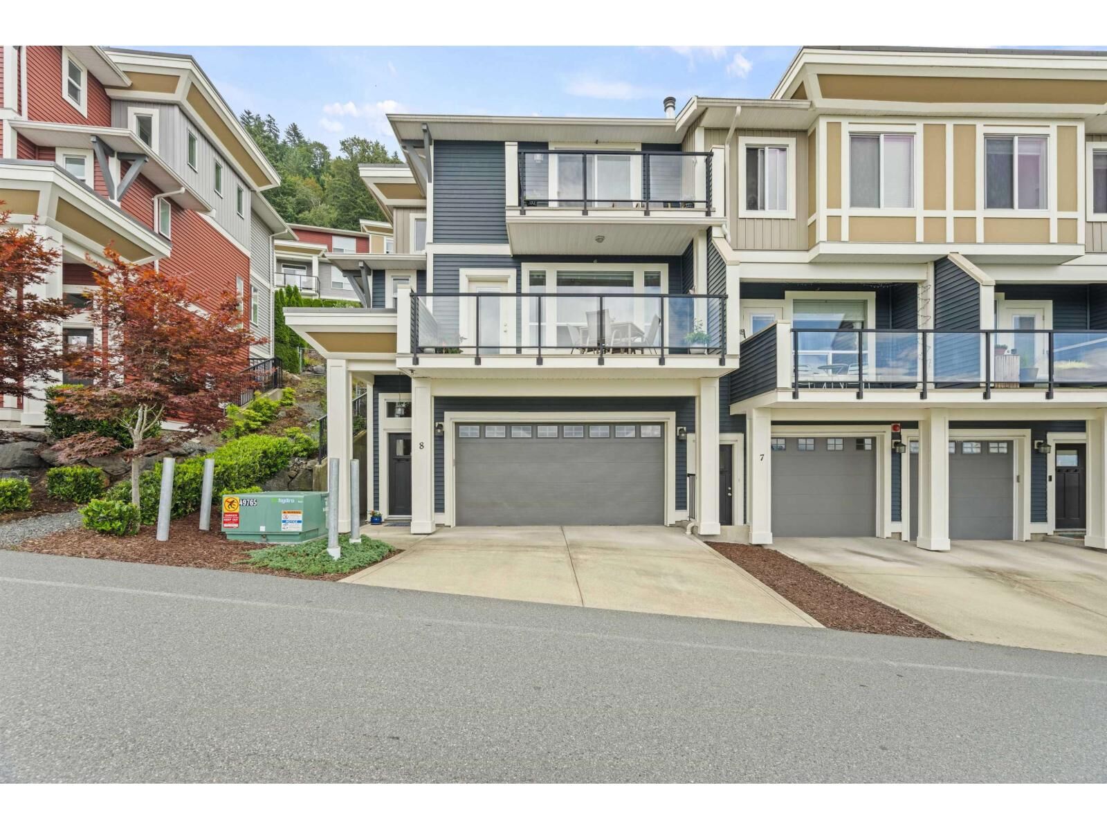 Property Photo:  6026 Lindeman Street 8  BC V2R 0W1 