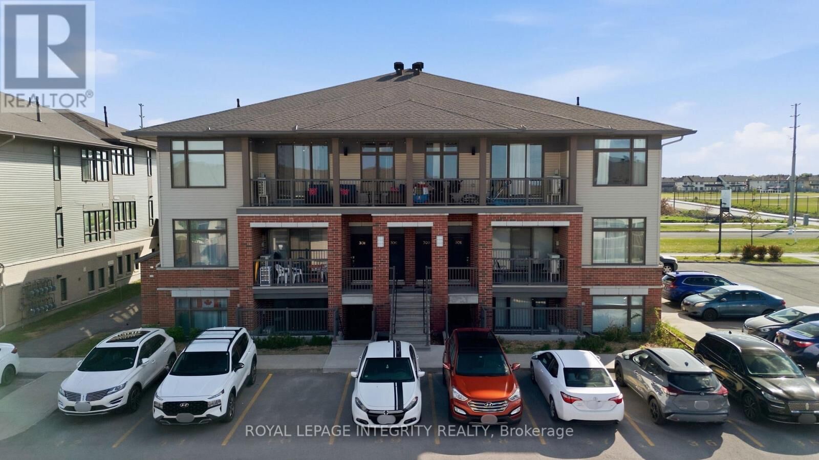Property Photo: 30 Jaguar Pvt Private F ON K2V 0J3
