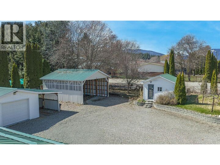 Property Photo: 3433 Erickson Road BC V0B 1G1