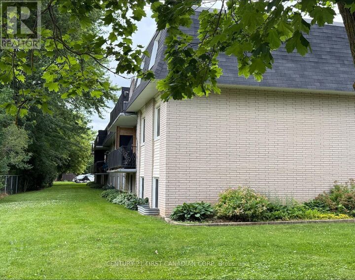 Property Photo: 118 Preston Street South 331 ON N0G 1A0
