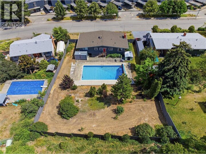 Property Photo: 355 Pemberton Terrace BC V2C 1T2