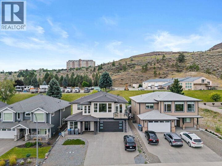 Property Photo:  1065 Edgehill Place  BC V2C 0G6 
