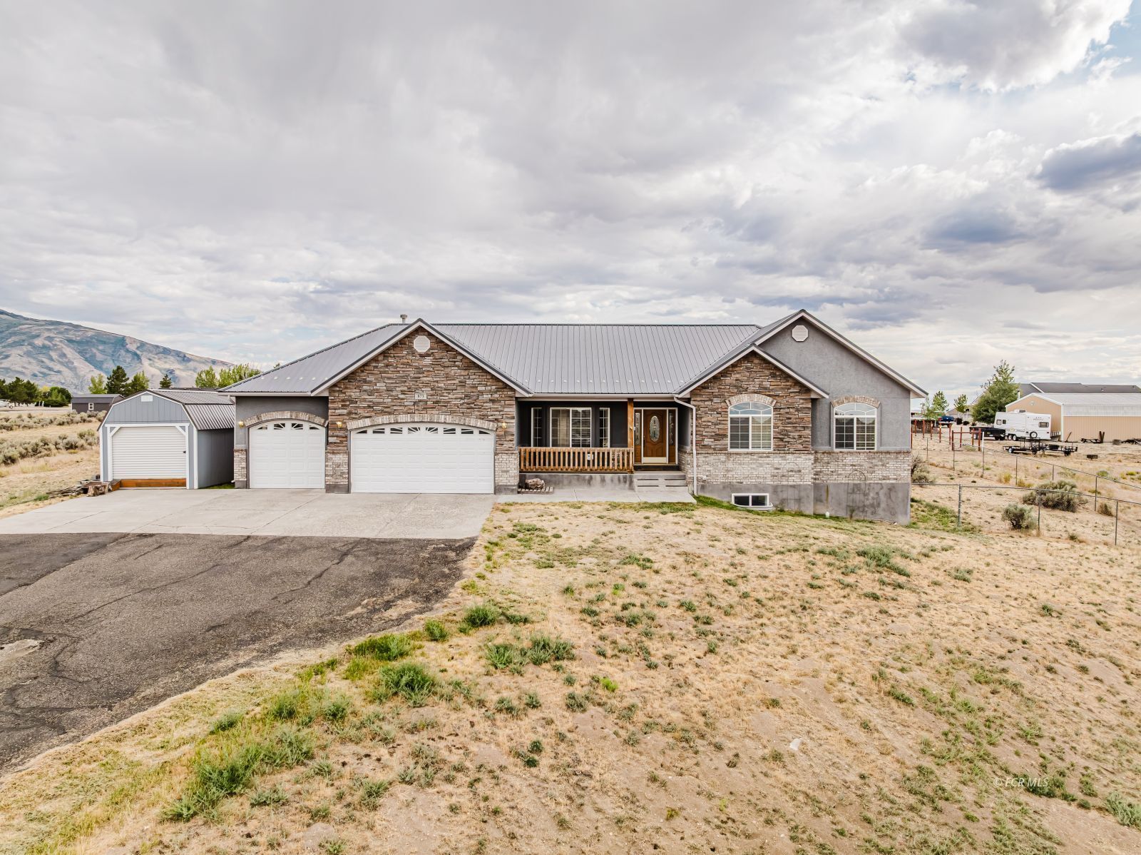 Property Photo: 873 Thistle Drive NV 89815