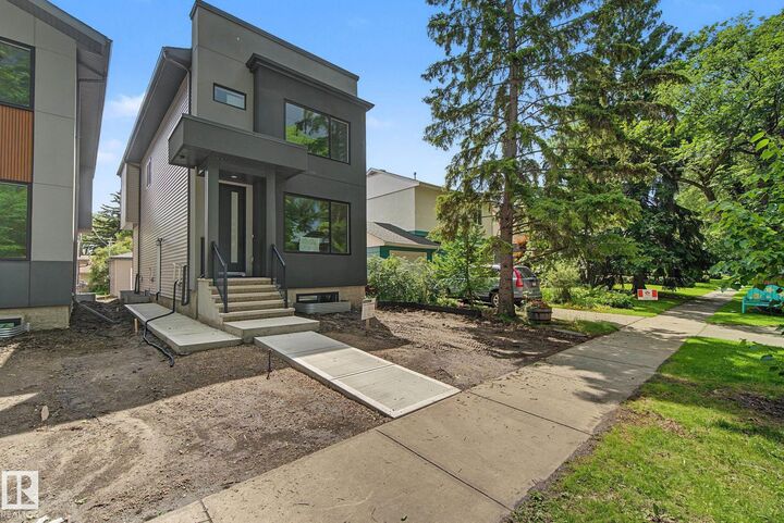 Property Photo: 7605 92 Avenue NW AB T6C 1R3