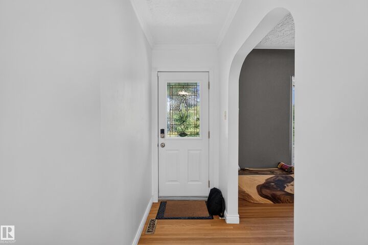 Photo de la propriété:  11015 122 Street NW  AB T5M 0B2 