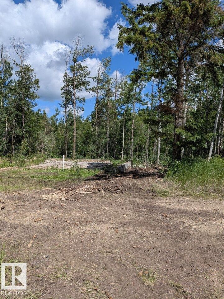 Property Photo: 52346 Rge Road 224 AB T8C 1C1