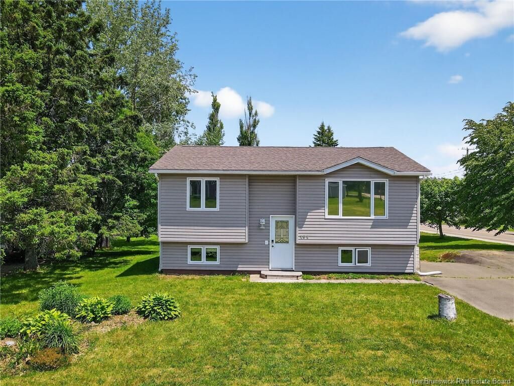 Property Photo: 104 Chesley Drive NB E4P 1N2