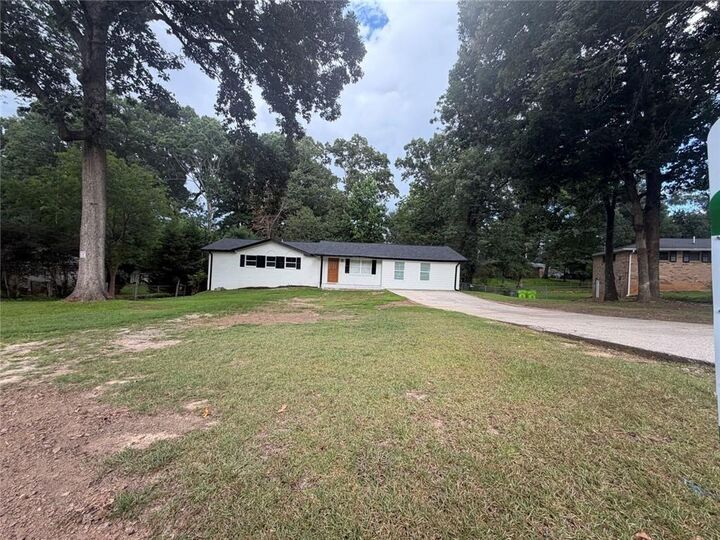 Property Photo: 3420 Nina Court GA 30135