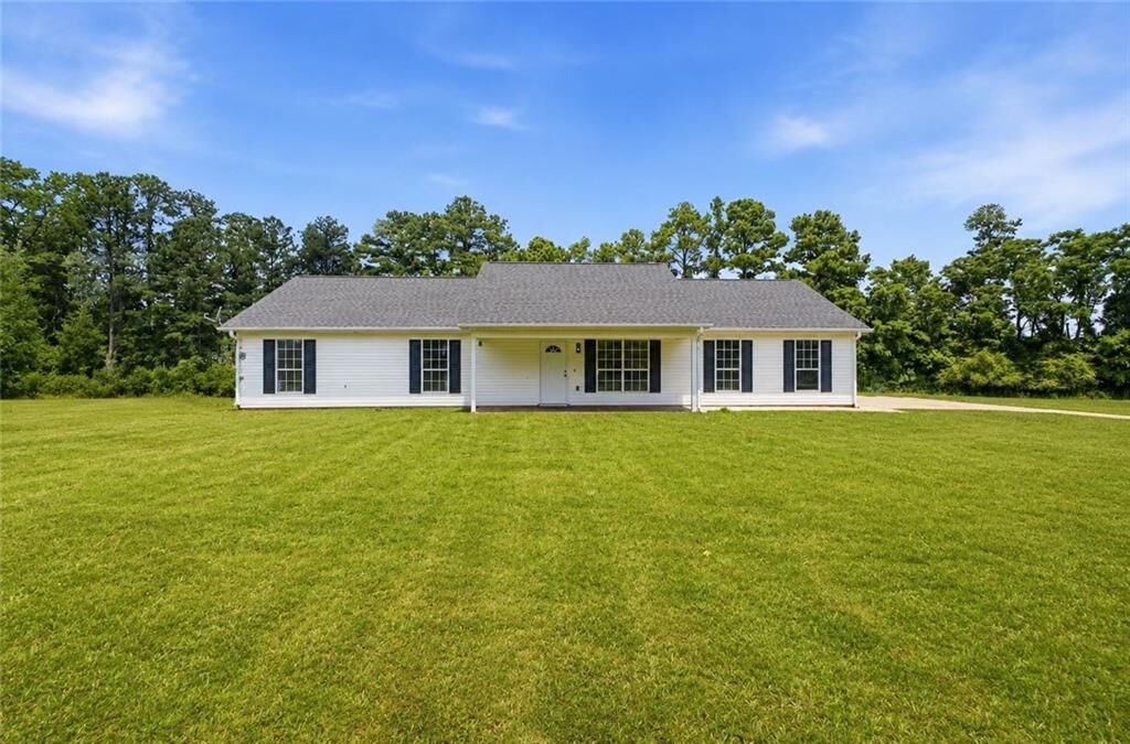 Property Photo: 321 Snapping Shoals Road GA 30252