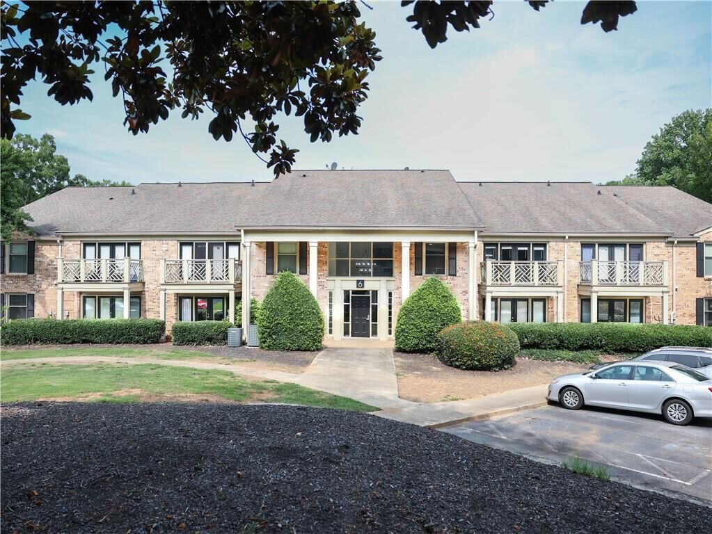 Property Photo: 3650 Ashford Dunwoody Road NE 625 GA 30319