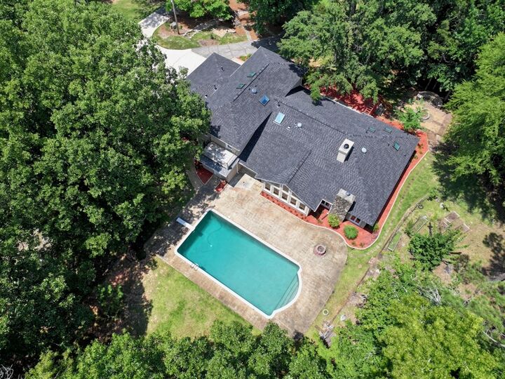 Property Photo:  1096 Country Place  GA 31808 
