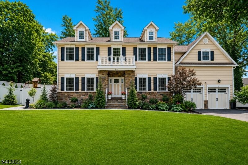 Property Photo: 1233 Poplar Ave NJ 07092