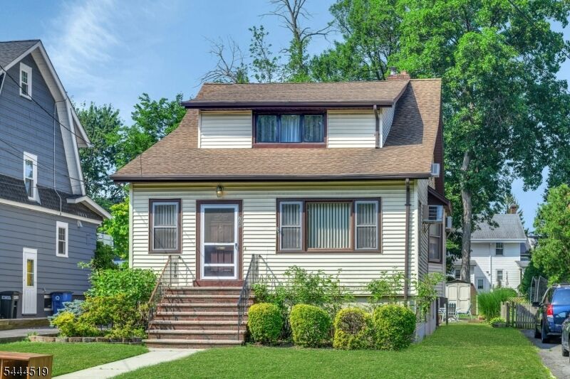 Property Photo: 725 Prospect St NJ 07040