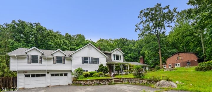 Property Photo: 105 Ricker Dr NJ 07456