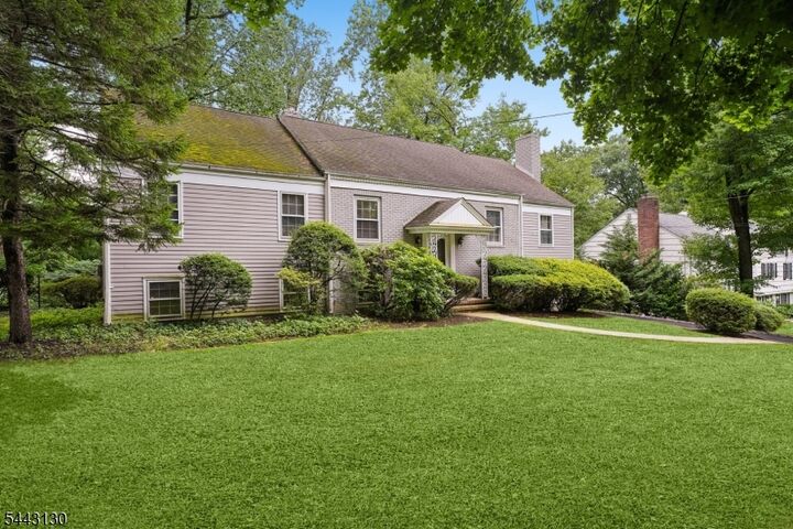 Property Photo: 55 Tanglewood Dr NJ 07901