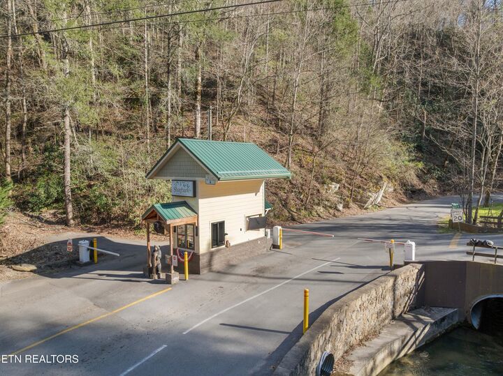 Property Photo:  Lot 0009 Willow Lane  TN 37862 