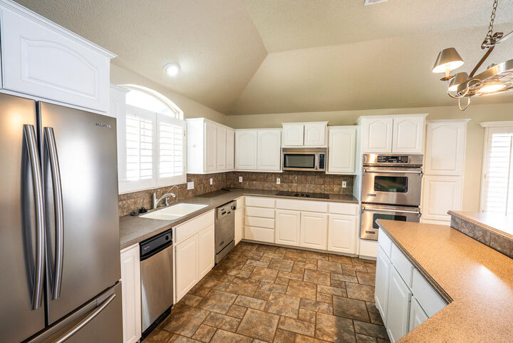 Property Photo:  10907 Raleigh Avenue  TX 79424 
