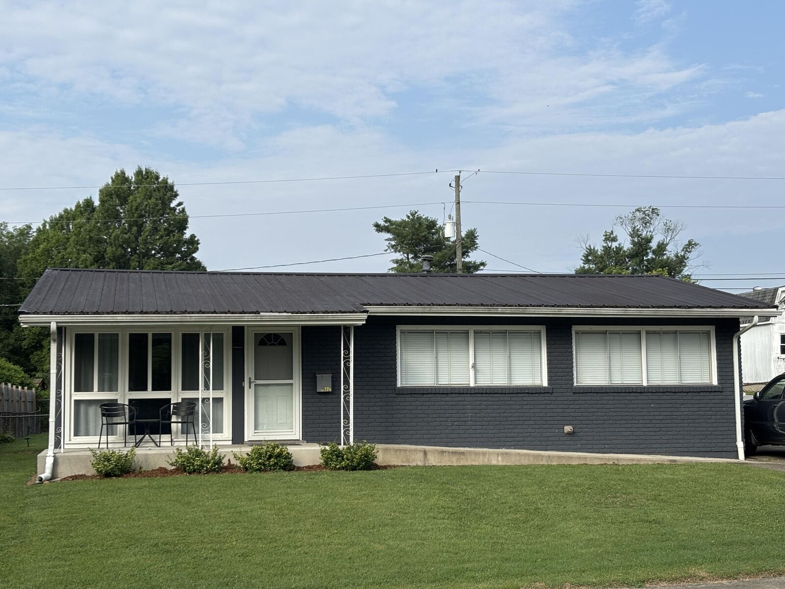 Property Photo: 114 Oaklawn Drive KY 40601