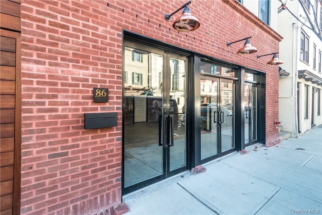 Property Photo: 86 Main Street 2 NY 10522
