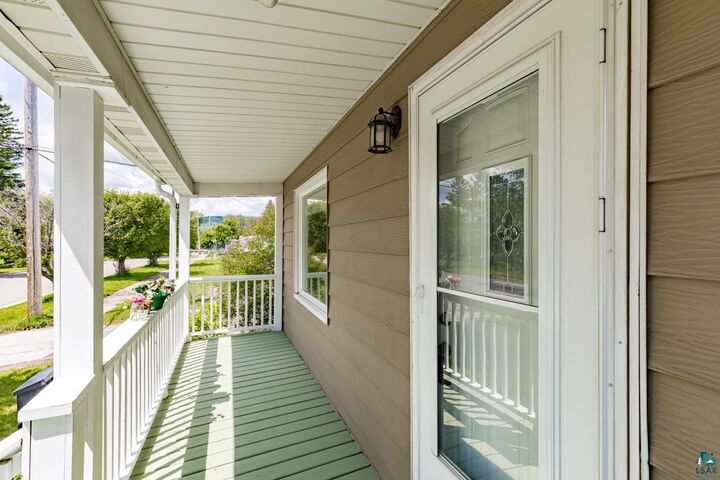 Property Photo:  6109 Redruth St  MN 55807 