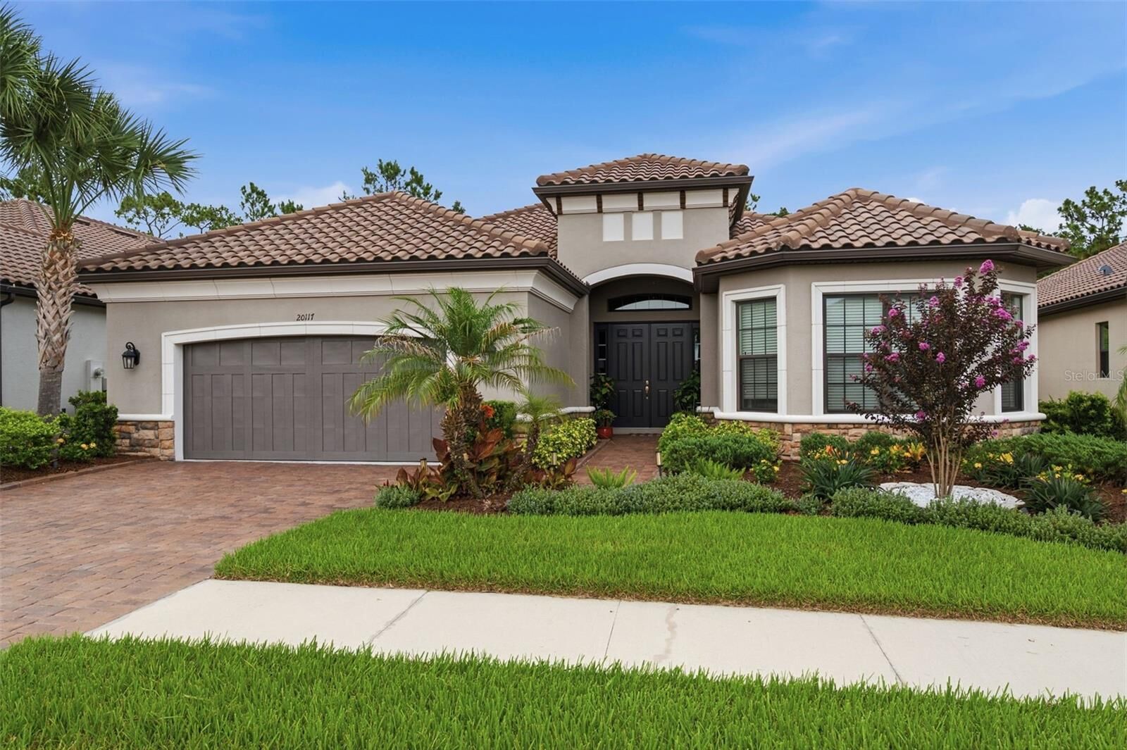 Property Photo: 20117 Umbria Hill Drive FL 33647