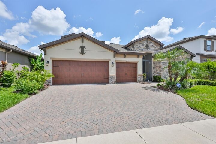 Property Photo: 12835 Satin Lily Drive FL 33579