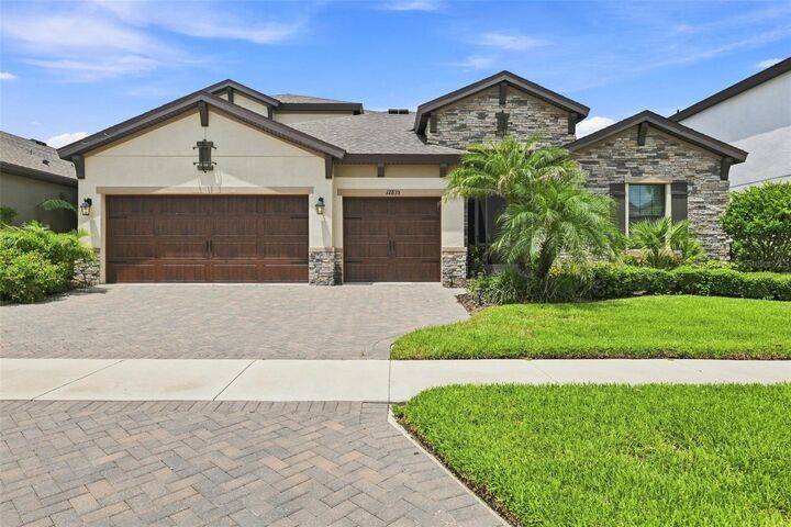 Property Photo: 12835 Satin Lily Drive FL 33579