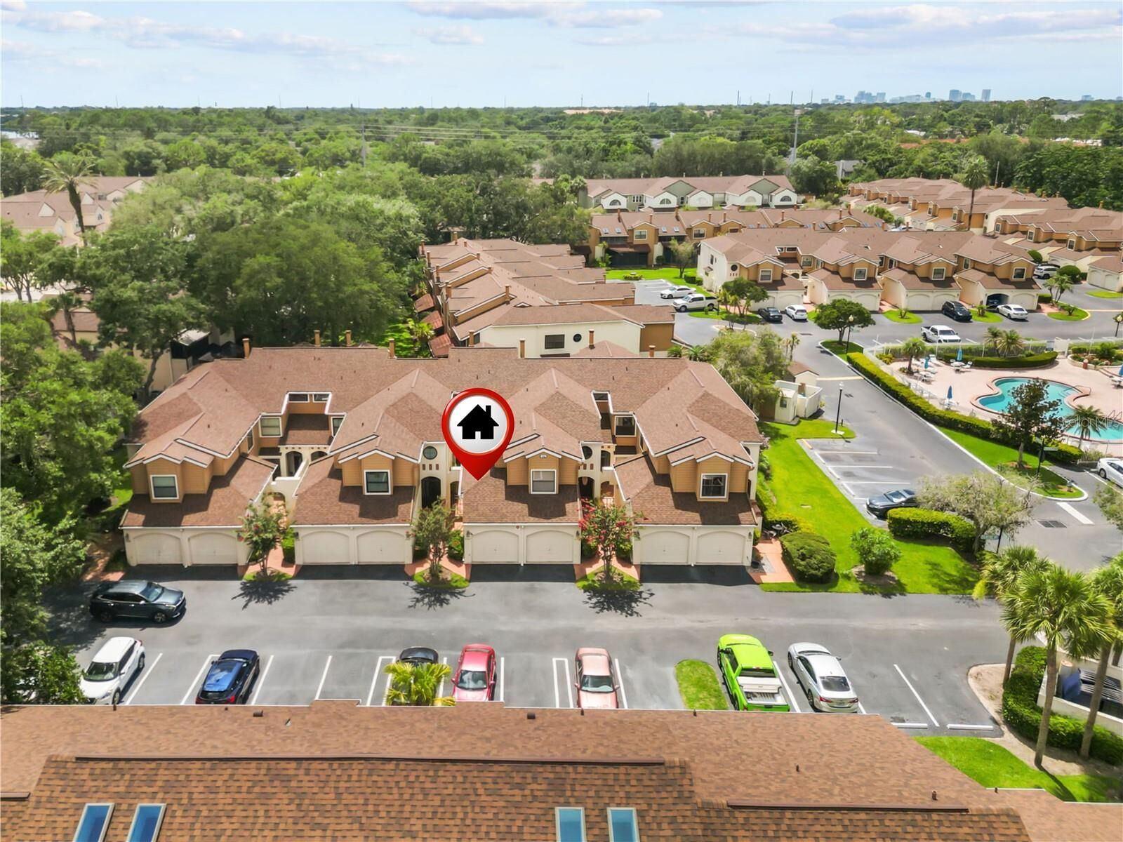Property Photo: 6140 Raintree Drive L3 FL 32822