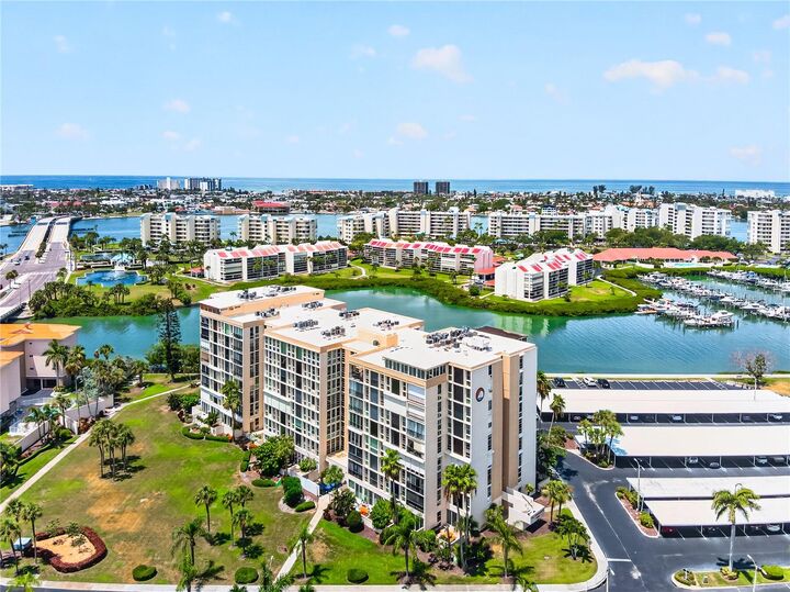 Property Photo:  7400 Sun Island Drive S 203  FL 33707 