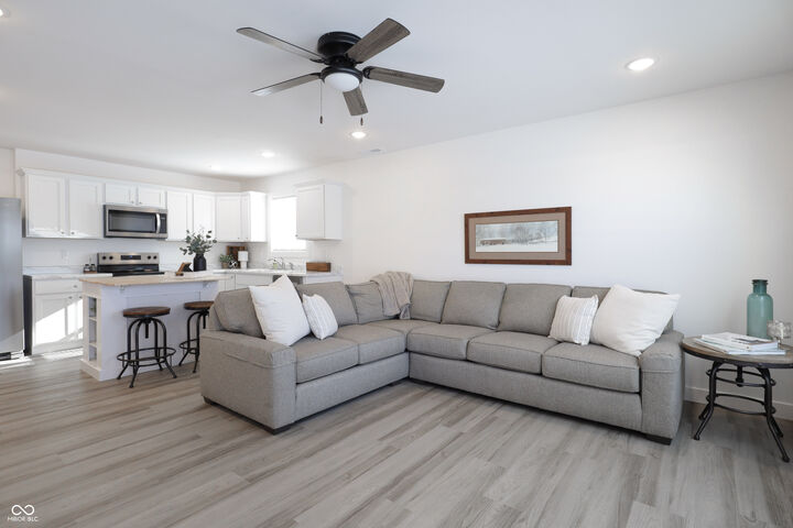 Property Photo: 1632 W Paula Drive IN 47201