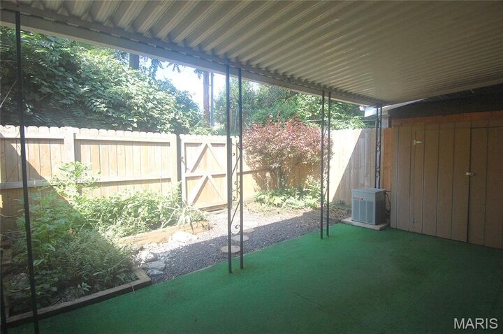 Property Photo: 10174 Sakura Drive MO 63128