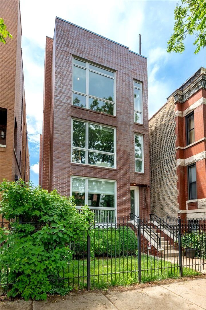 Property Photo:  1534 N Wood Street 3  IL 60622 