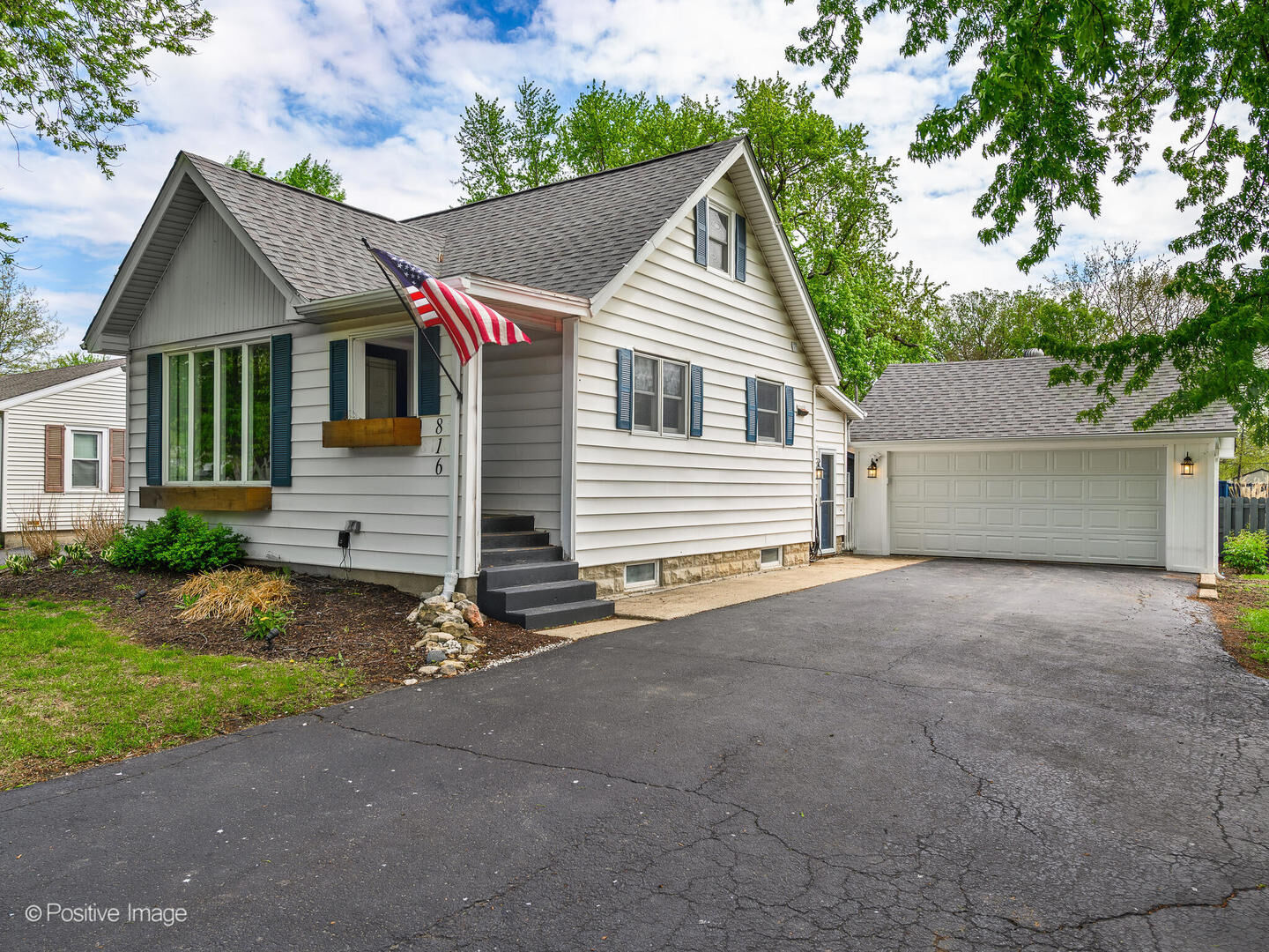 Property Photo: 816 S Cedar Road IL 60451