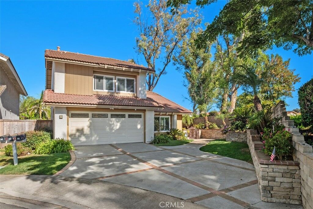 Property Photo:  27 Campanero E  CA 92620 