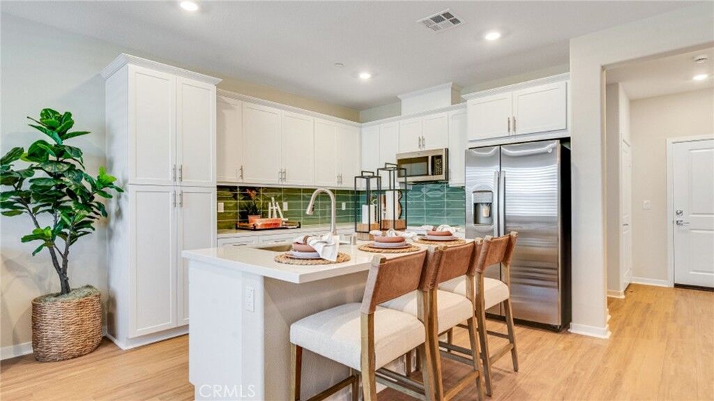 Property Photo:  2843 E Amberley Privado  CA 91762 