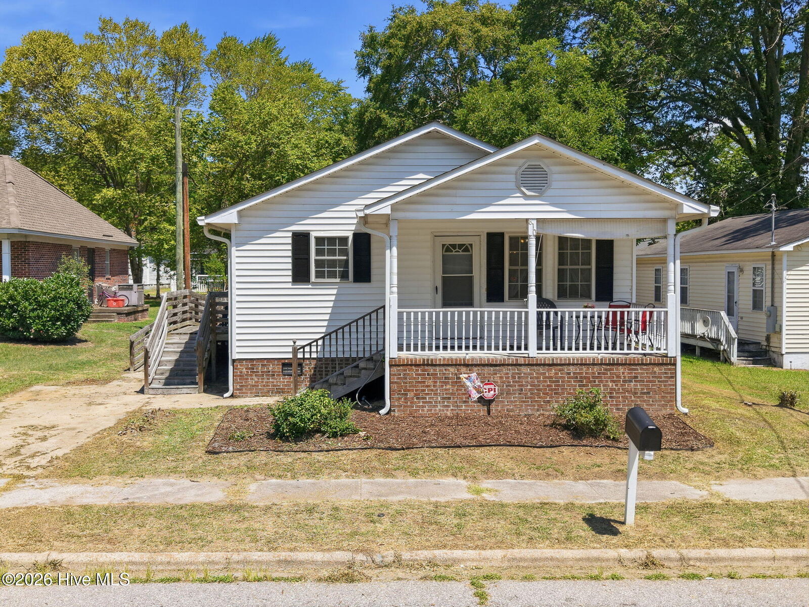 Property Photo:  810 E Saint John Street  NC 27886 