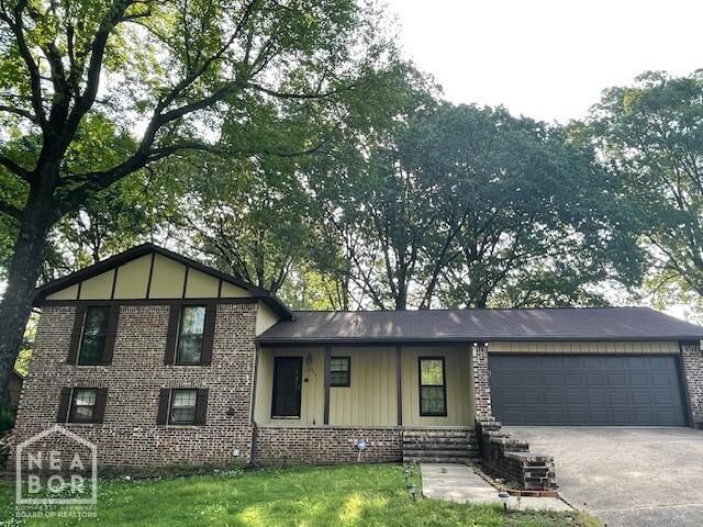 Property Photo: 206 Cater Drive AR 72405