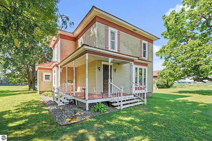 Property Photo: 3780 E Coe Road MI 48883