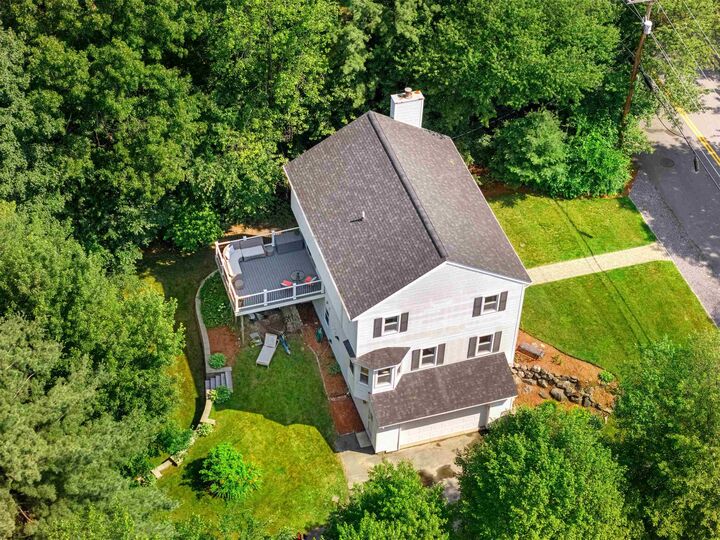 Property Photo: 57 Middle Dunstable Road NH 03062