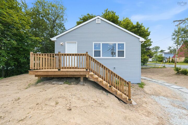 Property Photo: 1A & 1B Auburn Avenue NS B3R 1K3