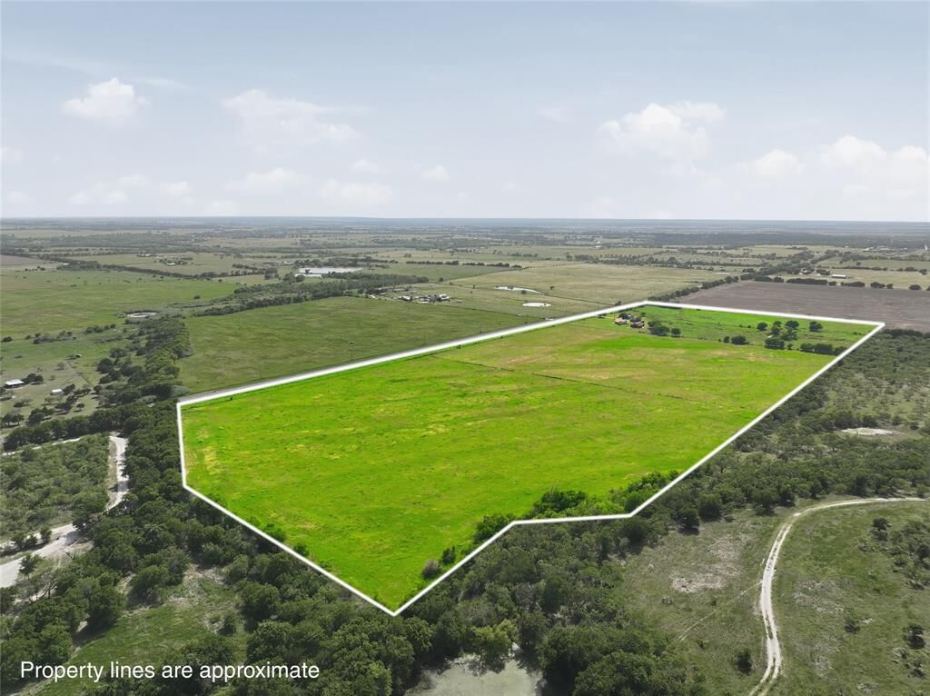Property Photo:  4554 Eddy Gatesville Parkway  TX 76557 