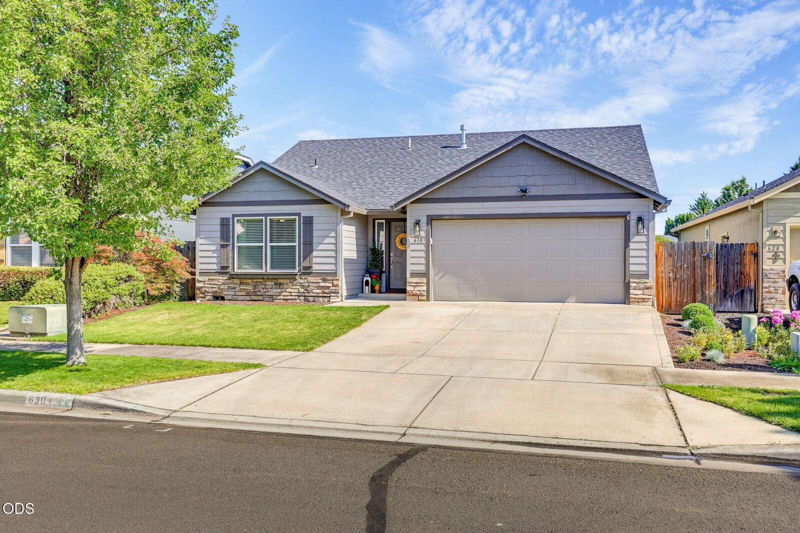 Property Photo: 630 Woodlark Drive OR 97501