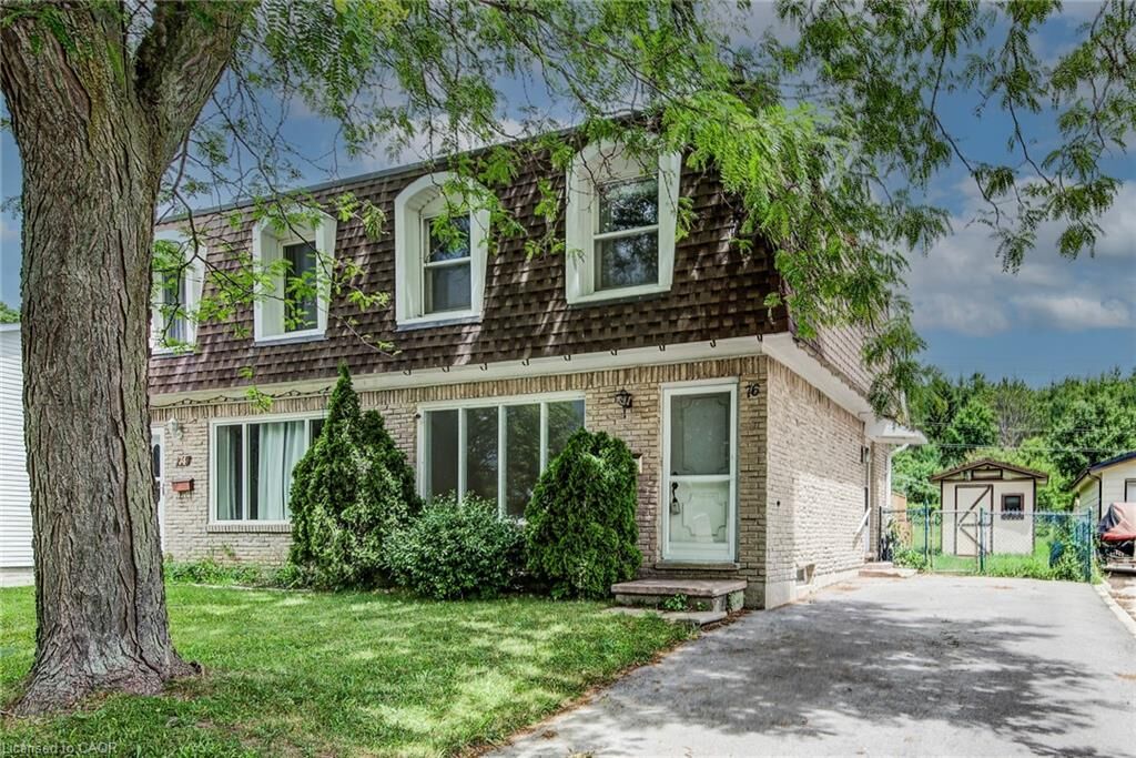 Property Photo:  76 Pepperwood Crescent  ON N2A 2R3 