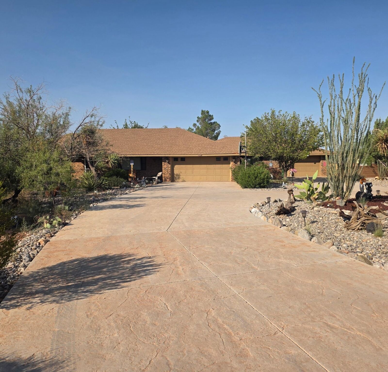 Property Photo:  38 Calle Cadena  NM 88337 