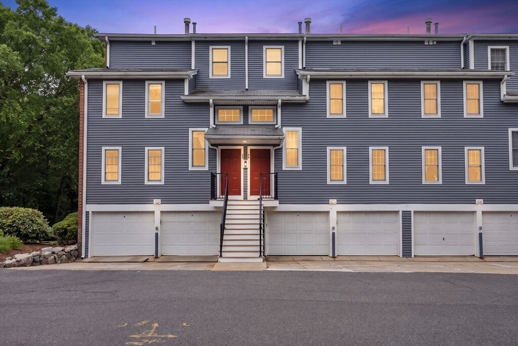 Property Photo:  24 N Stone Mill Dr 1112  MA 02026 