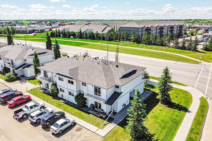 Property Photo:  4919 68 Street 106C  AB T4V 4T9 