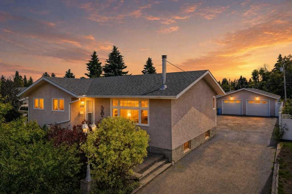 Property Photo: 5709 56 Avenue AB T4L 1N6