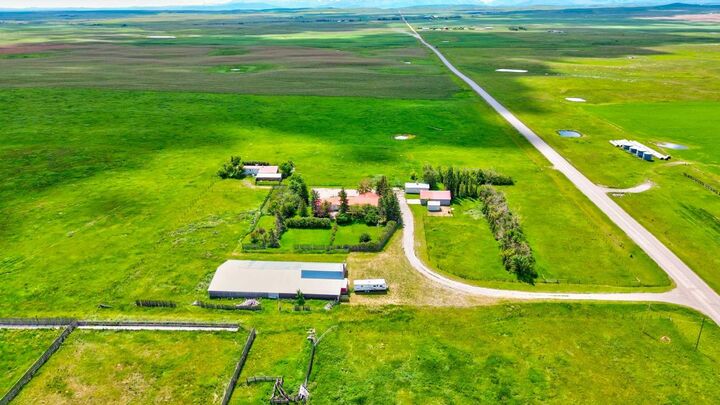 Property Photo: 5421 Range Road 29-1 AB T0K 1W0