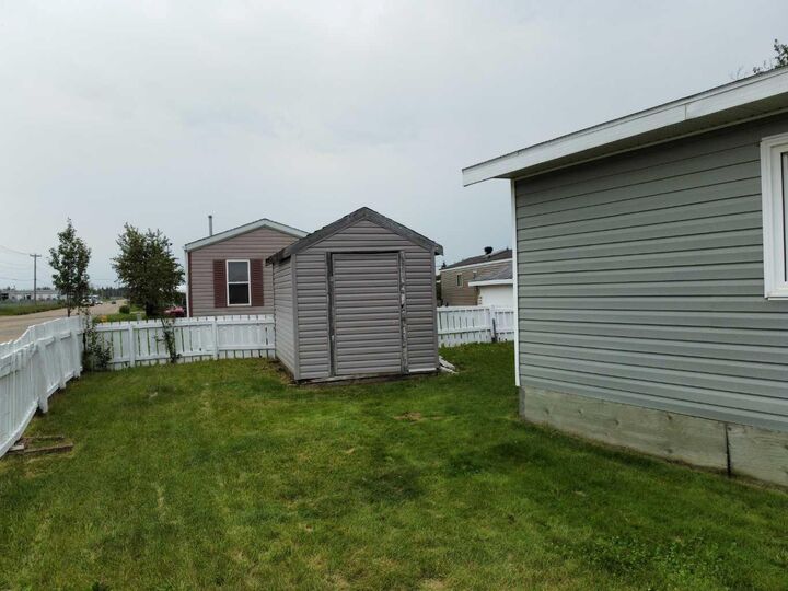 Property Photo: 42 Evergreen Crescent AB T7S 1J2