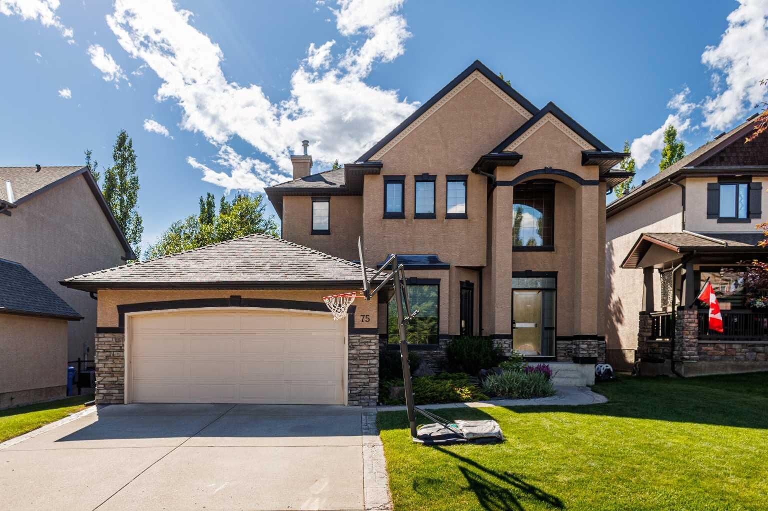 Property Photo: 75 Discovery Ridge Mount SW AB T3H 5G2